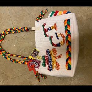 GENUINE THREADZ WHITE  MULTI COLOR WIDTH 15 HALF INCHES LENGTH 10 HALF INCHES